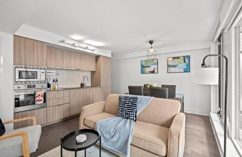 Bay Cloverhill Apartamento | Prime Location Escape Modern 1BR with Terrace