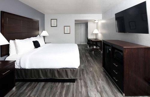 Downtown Tucson Complejo | Prime Location! Free Parking, Outdoor Pool, Close to Rialto Theatre