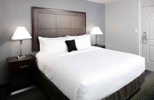 Downtown Tucson Complejo | Prime Location! Free Parking, Outdoor Pool, Close to Rialto Theatre