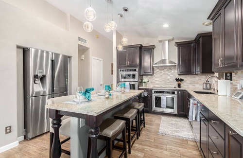 Desert Ridge Casa | Prime location! Home in sought after Desert Ridge area!