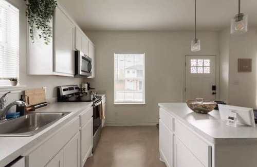Denver Heights Casa | Prime Location near Downtown