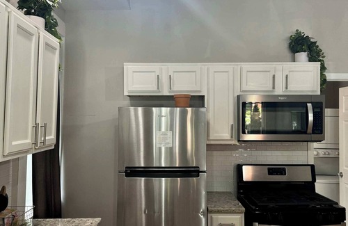Victorian Village Casa | Prime Location - Short North - Free Parking