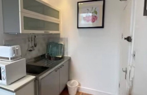 Golborne Apartamento | Prime Location, Stylish Studio Flat in Central London