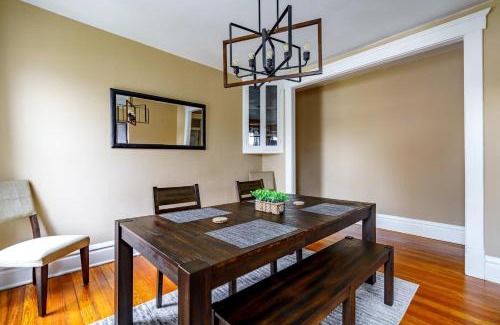 Victorian Village Casa | Prime Location Top Rated Free Parking Clean