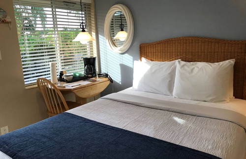 East Fort Lauderdale Hotel | Prime Location Great Price