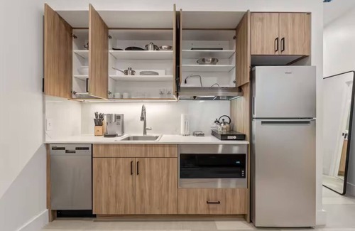 Main - Military Plaza Hotel | Prime Location w/ Urban Chic Near The Alamo—Convenient Exploration | 2 Units