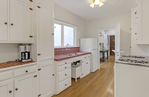 The Flats Apartamento | Prime Northside Beverly Hills Guesthouse