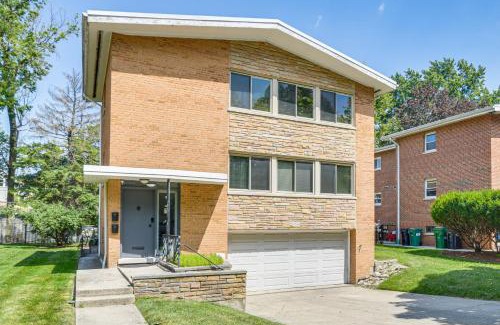 Oak Park Apartamento | Prime Oak Park Location Modern Home with Yard!