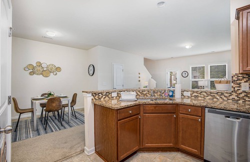 Durham Casa | Prime Research Triangle Park locale 4 work & easy access to the entire Triangle