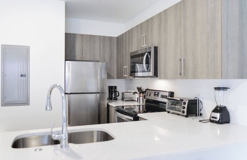 Golden Glades Casa | Prime Townhouses Near Design District