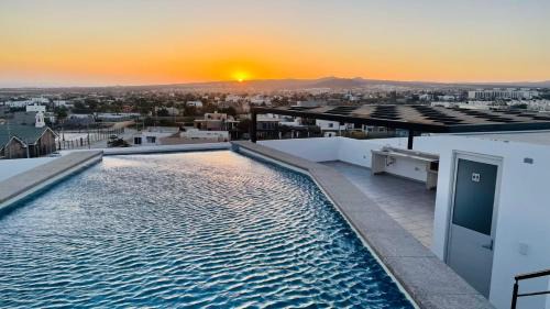 Los Cabos Apartamento | Primer Piso condo , 3 Recamaras+2.5 baños +alberca
