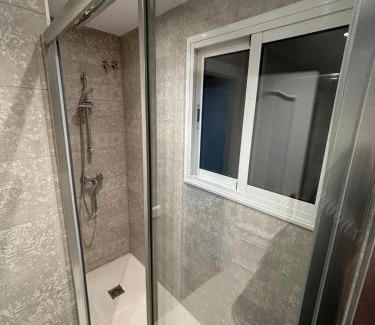 Centro de Roses Apartamento | Primera Línea de Mar y Playa