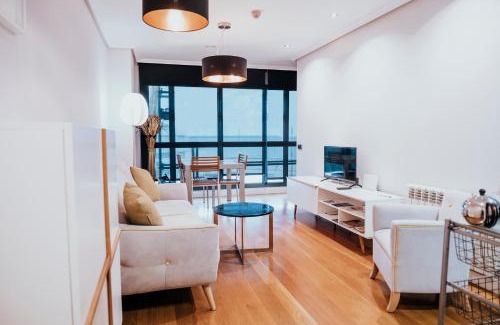 Distrito Oeste Apartamento | PRIMERA LÍNEA PLAYA+PARKING GRATIS