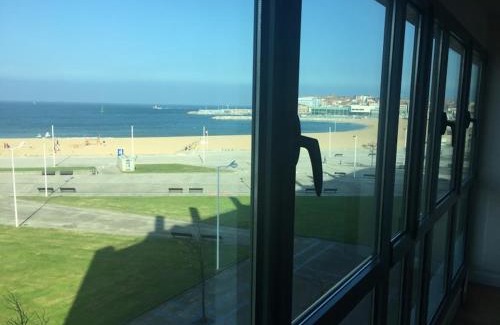 Distrito Oeste Apartamento | PRIMERA LÍNEA PLAYA+PARKING GRATIS