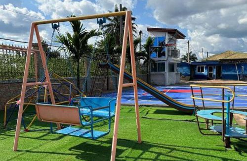 Yaounde Apartamento | Primeshare Luxury Apartments with Swimming Pool, Reliable Wi-Fi & Air Conditioning