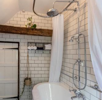 Bridge Casa | Primrose Cottage at The Shippe