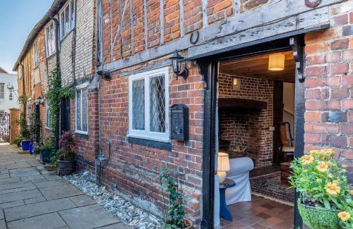 Bridge Casa | Primrose Cottage at The Shippe