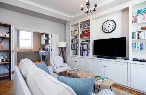 Camden Town with Primrose Hill Casa | Primrose Rooftops, by Veeve