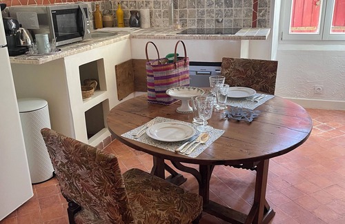 Gigondas Apartamento | PRINCE DE PROVENCE apartment for 2 on 1 floor pets allowed under 16 kg