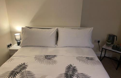 Llangollen Hotel | Prince of wales pub and accommodation
