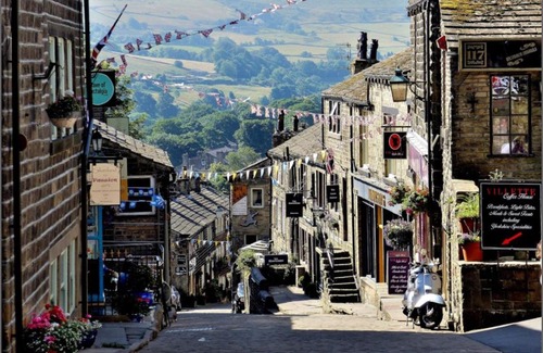 Haworth Casa | Prince St Cottage - Haworth - Sleeps 4