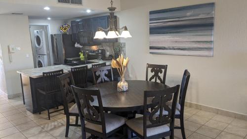Puerto Peñasco Apartamento | Princesa de Penasco B208 - Family Beach Getaway