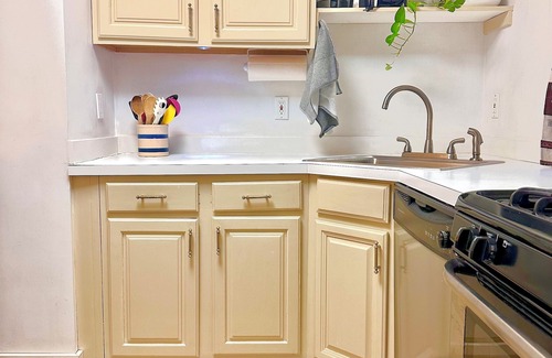Princeton Casa | Princeton Haven w/ Private Deck, Lush Backyard & Walk to Downtown Princeton!