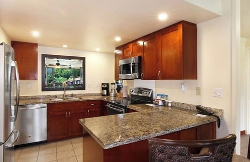 Princeville Complejo | Princeville Ocean View Resort 2BR Condo. Private path to walk to the beach!