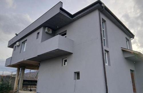 Vitomiricë Casa | Princi