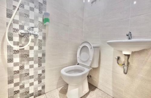 Tembalang Casa | Pringgondani Guesthouse Pandanaran Hills