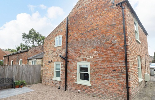Alford Cabaña | PRINTERS COTTAGE, pet friendly, character holiday cottage in Alford