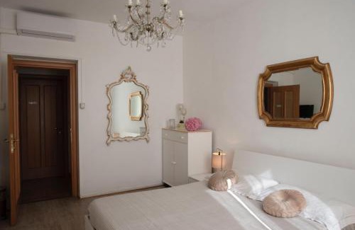 La Spezia Historic Centre Casa | Priscilla nel Golfo delle Meraviglie