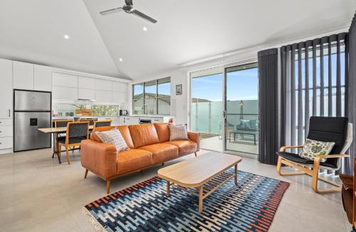 Terrigal Casa | Pristine 1-Bed Coastal Refuge