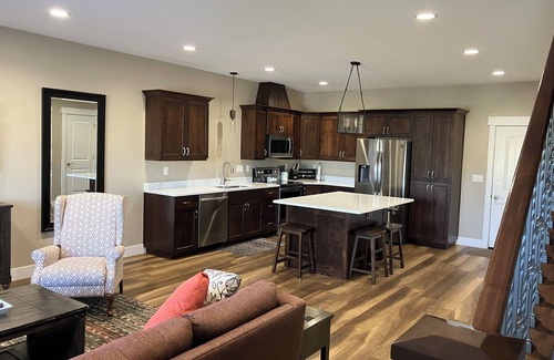 St. Anthony Casa | Pristine townhome near Sand Dunes with Ample Street Parking