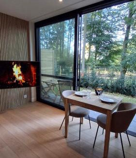 Assebroek Apartamento | Privé studio in groene omgeving van Brugge fietsen & parkeerplaats inbegrepen