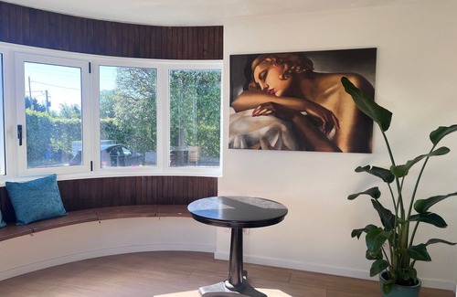 Santarcangelo di Romagna Villa | Casa de vacaciones privada con WIFI, piscina privada, sauna, A/C, TV, patio, cerca de Rímini