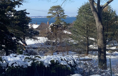 Gloucester Casa | Privacy and a water view, five minutes to a private beach.