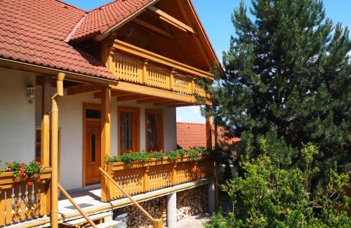 Demanova Casa | Privat Alenka