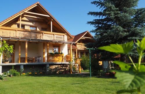 Demanova Casa | Privat Alenka
