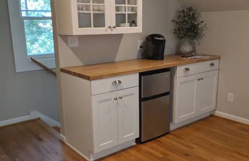 Westerwood Apartamento | Private 1 Bed, 1 Bath Arts & Crafts Charmer Near UNCG, Downtown