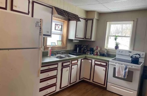 Plainwell Apartamento | Private 1 bedroom apartment with private deck and sauna close to ski resorts