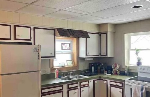 Plainwell Apartamento | Private 1 bedroom apartment with private deck and sauna close to ski resorts
