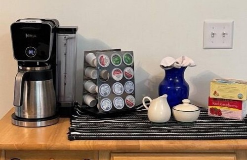 Hampden Apartamento | Private 1 bedroom EV charging