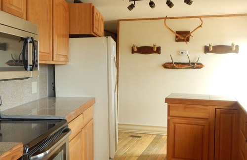 Silver Star Cabina | PRIVADO 170 Acre Ranch con cabina 2BR / 2BA