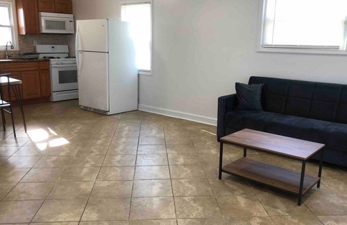 Woodbridge Apartamento | Private 2-bed house with free parking and 15-min walk to direct NYC Manhattan train