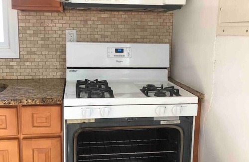 Woodbridge Apartamento | Private 2-bed house with free parking and 15-min walk to direct NYC Manhattan train