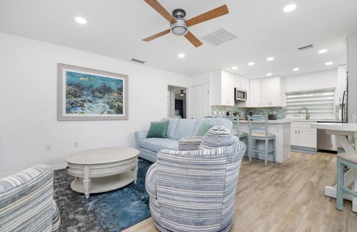 Nokomis Condominio | Private 2 BR steps from beach on Casey Key