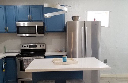 Downtown Phoenix Cabaña | Private 2Bedroom Hideaway! Downtown Phoenix.