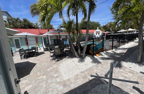 Sunset Beach Casa | Private 2BR bungalow #10