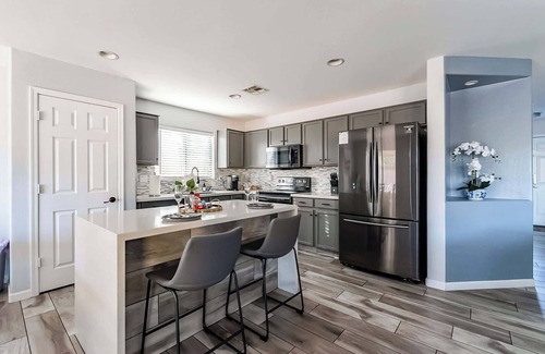 Avondale Casa | Private 2BR Oasis | 10 Min to Stadium & Pool